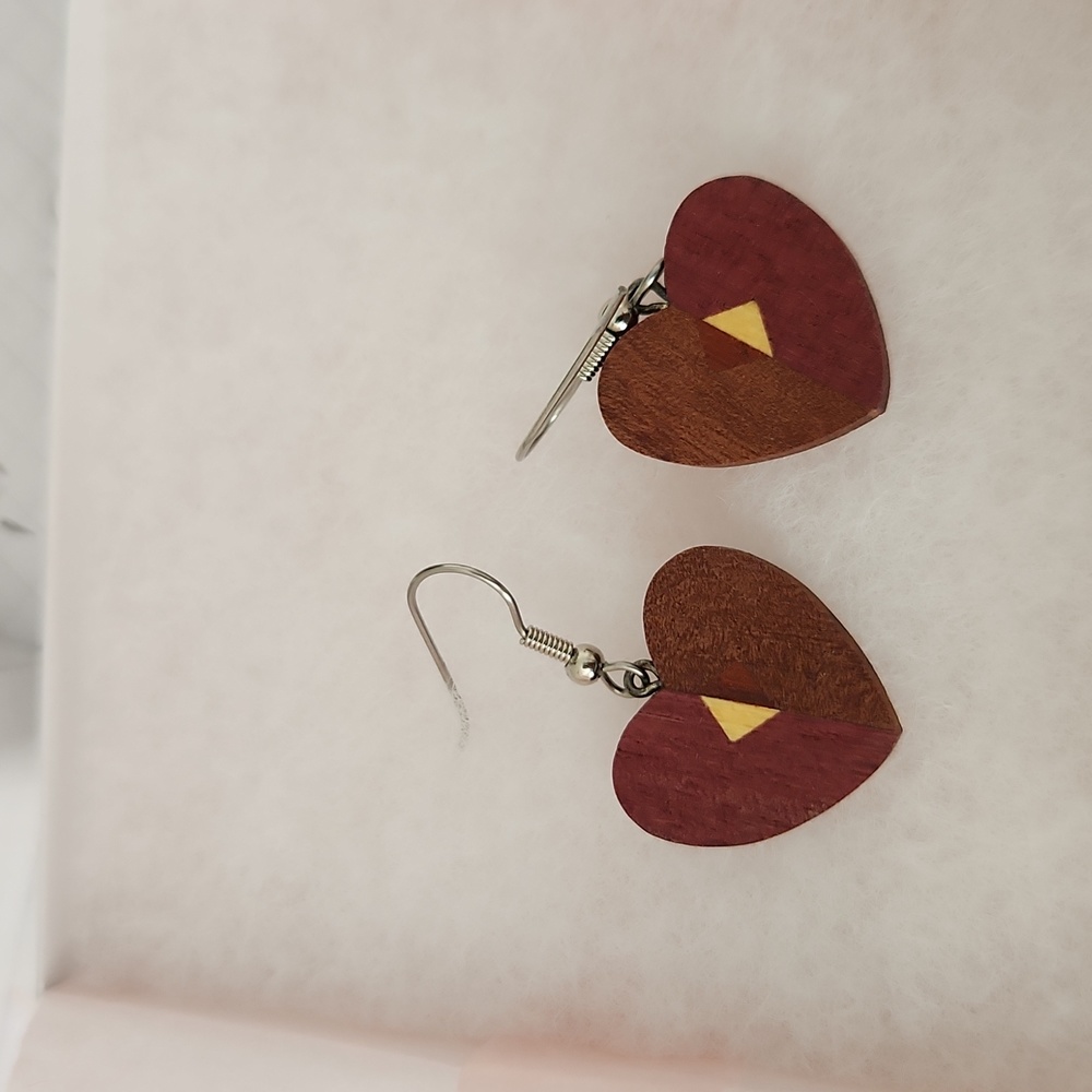 Wooden heart earrings.